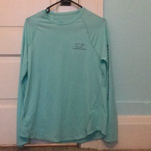 Vineyard vines performance t shirt